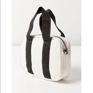 UO REILLY CANVAS LUNCHBOX BAG